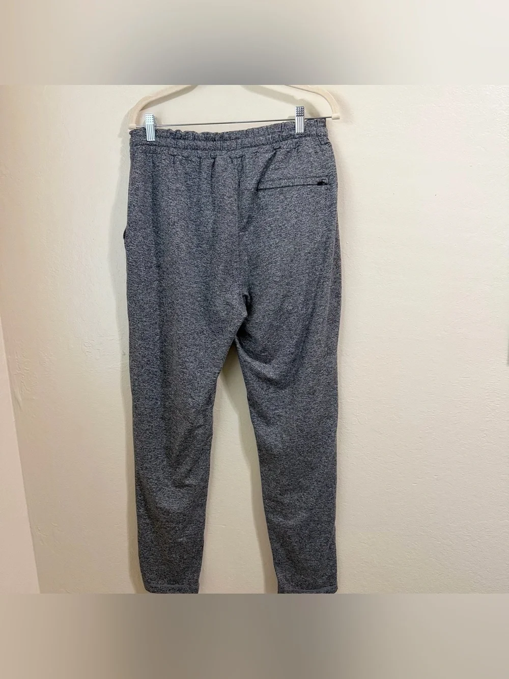 Vuori Men's Ponto Performance Pant Gray L DreamKnit Stretchy Lounge  Athleisure
